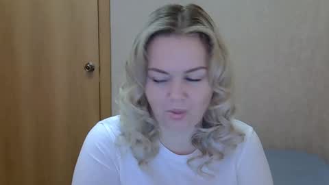 karennelsonx online show from April 2026 09:20:01 AM