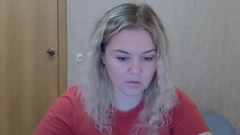 karennelsonx online show from April 2026 08:18:02 AM