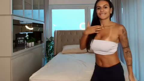 kari_brooks online show from June 2026 11:04:01 AM