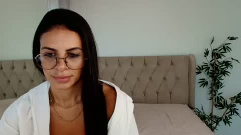 kari_brooks online show from July 2026 11:25:01 AM