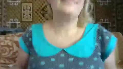 Karilina Hi online show from December 2024 12:33:02 PM