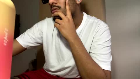 Snapshot of karim03larbi chatting on January 2025 04:02:01 PM karim03larbi online show from January 2025 04:02:01 PM