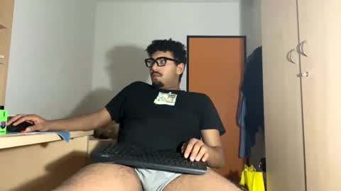 Snapshot of karim03larbi chatting on March 2025 07:43:02 PM karim03larbi online show from March 2025 07:43:02 PM