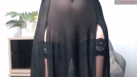 Snapshot of karin_lover chatting on January 2025 06:28:02 AM You can call me K online show from January 2025 06:28:02 AM