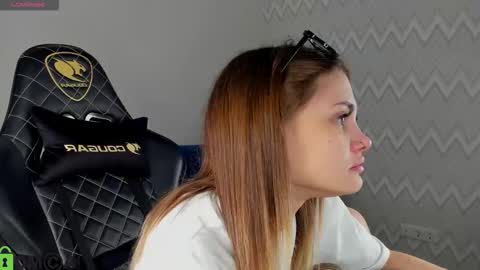 karina_broks online show from November 2025 08:30:02 PM