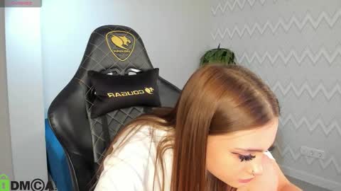 karina_broks online show from November 2025 11:33:02 AM