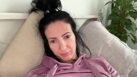 Karina online show from March 2025 02:53:02 PM