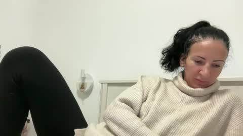 Karina online show from October 2025 08:39:01 PM