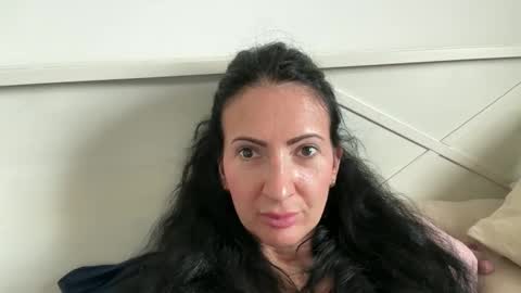 Karina online show from April 2026 12:33:01 PM