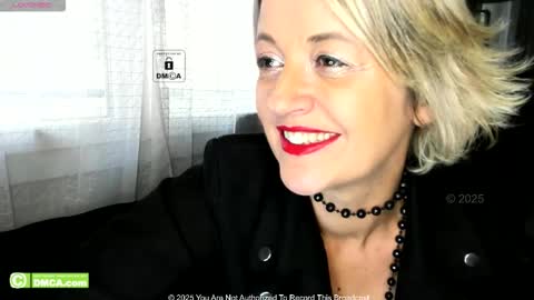Snapshot of karinabrando chatting on September 2025 09:03:02 AM karinabrando online show from September 2025 09:03:02 AM