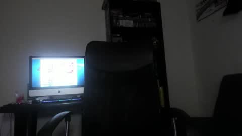 Snapshot of karinna__raven chatting on December 2025 01:46:02 AM KARINNA RAVEN online show from December 2025 01:46:02 AM