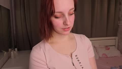 Snapshot of karissahintze chatting on February 2026 03:33:02 PM Grace online show from February 2026 03:33:02 PM