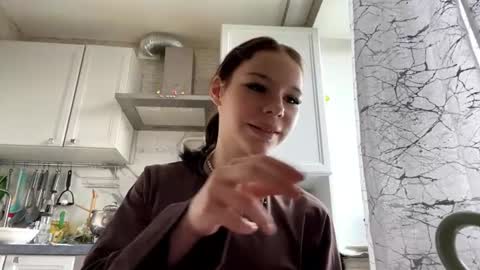 Leya online show from July 2026 02:11:01 PM