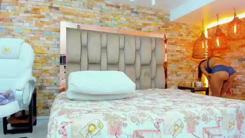  Karla  online show from February 2025 07:52:01 PM