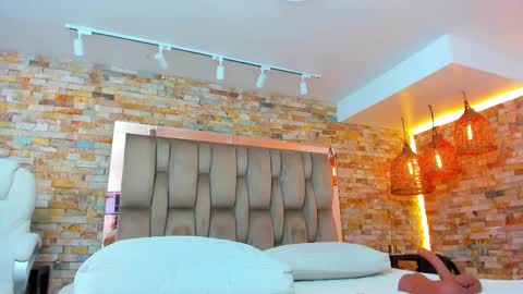  Karla  online show from September 2025 08:47:02 PM