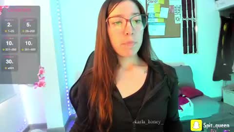 Karla online show from July 2026 09:20:01 PM