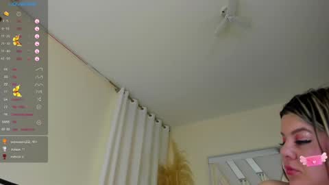 Snapshot of karla_rodriguezx chatting on February 2025 03:26:02 PM karla rodriguez online show from February 2025 03:26:02 PM