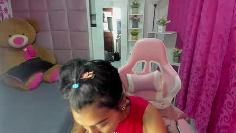 karlaslutskinny__ online show from February 2026 09:05:02 PM