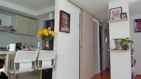 Karlye online show from April 2026 09:39:33 PM