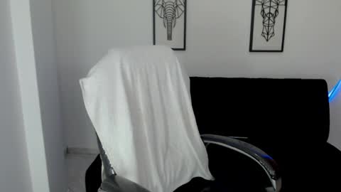 KARLYE online show from March 2025 10:00:02 AM