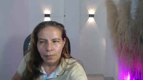 KARLYE online show from November 2025 02:03:01 AM