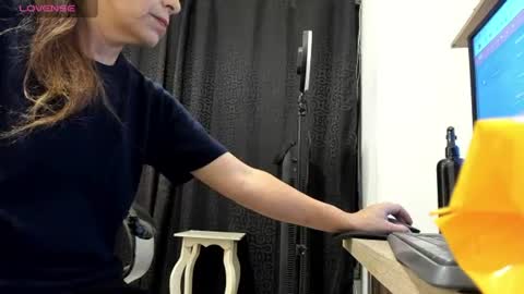 KARLYE online show from July 2026 05:01:01 AM