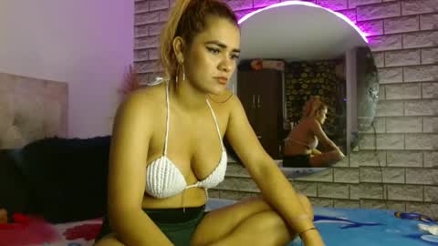 Karol labichota online show from December 2024 04:02:02 AM
