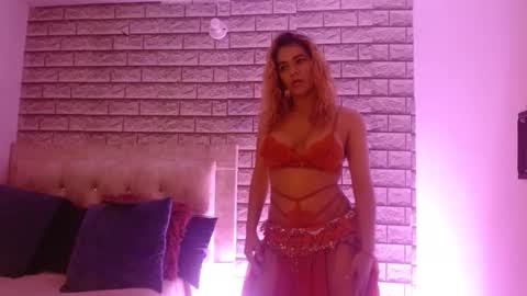 Karol labichota online show from March 2025 08:44:02 PM