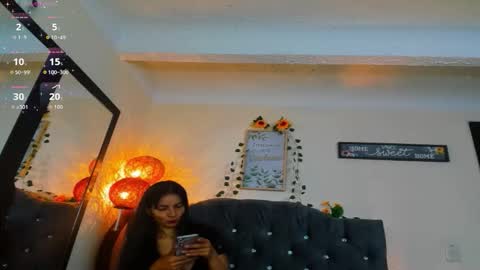 Karol online show from September 2025 12:37:01 PM