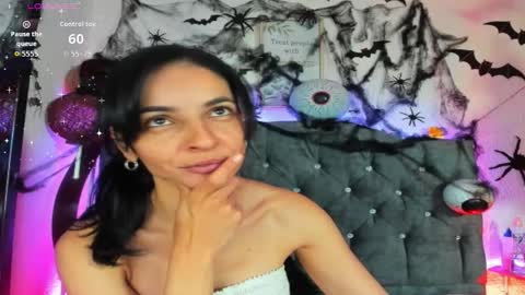 Karol online show from October 2025 10:30:01 PM