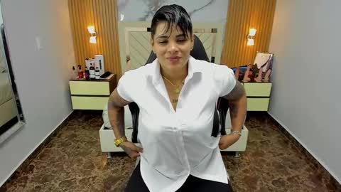 Karol and Luna online show from October 2025 08:29:02 PM