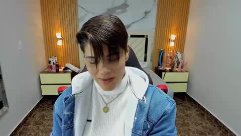 Karol and Luna online show from November 2025 07:35:01 PM