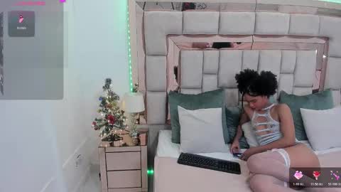 Karol  online show from December 2025 02:55:01 PM