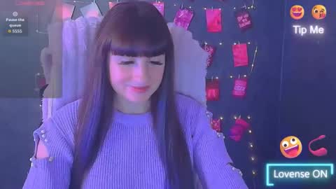 Caroline online show from November 2025 12:48:02 PM