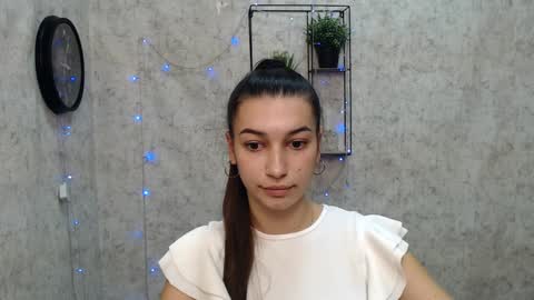 Karolina online show from January 2025 10:09:02 AM