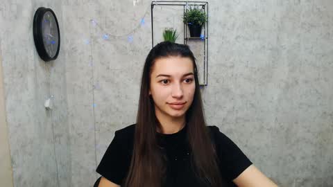 Karolina online show from January 2025 10:11:02 AM
