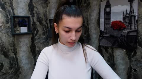 Karolina online show from January 2025 10:45:01 AM