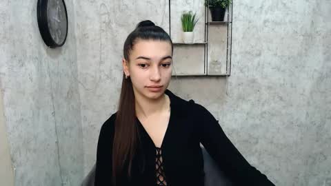 Karolina online show from February 2025 06:54:01 AM