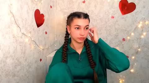 Karolina online show from February 2025 10:26:01 AM