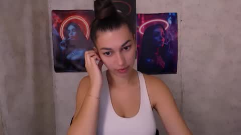 Karolina online show from September 2025 04:58:02 AM