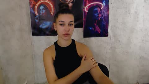 Karolina online show from September 2025 05:11:02 AM