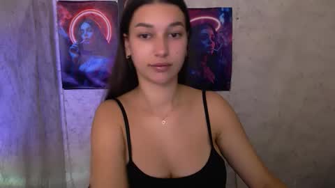 Karolina online show from October 2025 05:39:02 AM