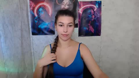 Karolina online show from October 2025 05:40:01 AM