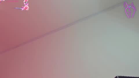 Snapshot of karoline_marin chatting on February 2025 09:43:01 PM Karoline online show from February 2025 09:43:01 PM