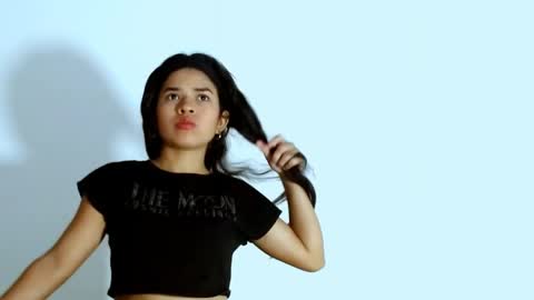 karol online show from April 2026 05:22:02 PM