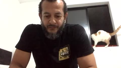 Snapshot of karu_hard chatting on February 2025 02:40:01 AM Karu online show from February 2025 02:40:01 AM