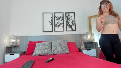 Snapshot of kassandr4 chatting on November 2025 02:09:02 PM Kassandra online show from November 2025 02:09:02 PM