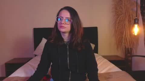 kassandra james online show from July 2026 01:14:02 PM