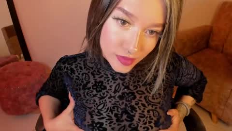 Alicia online show from March 2026 01:22:02 AM