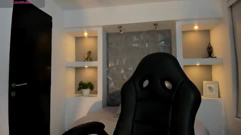 Snapshot of kat_blake chatting on February 2026 05:36:02 AM kat_blake online show from February 2026 05:36:02 AM